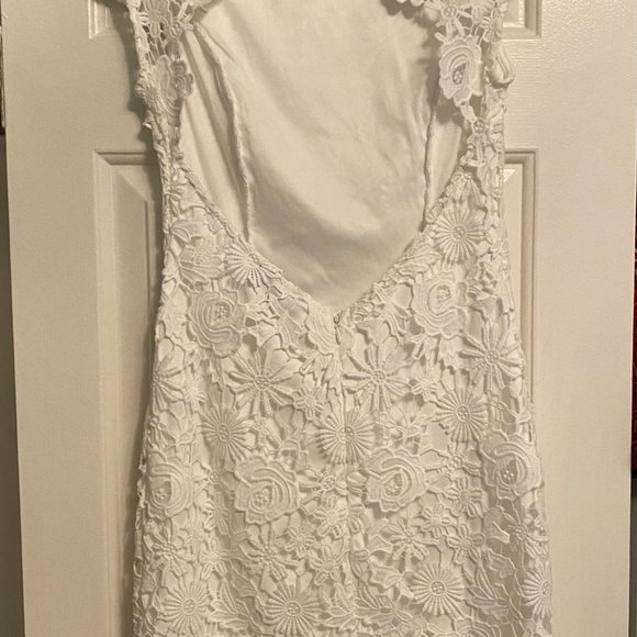 Lulu's, Chic White Lace Dress - Picture 4 of 4